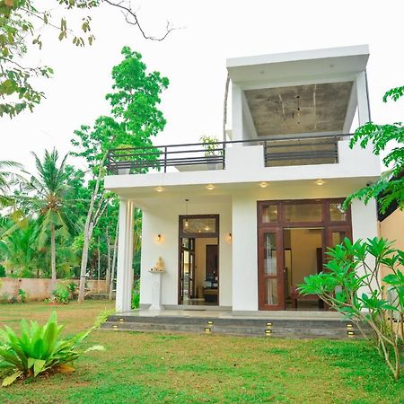 Yehen'S Villa Unawatuna Luaran gambar