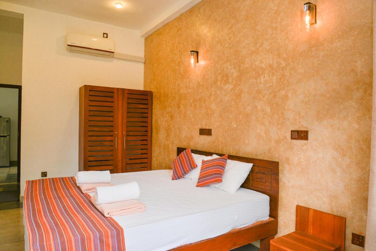 Yehen'S Villa Unawatuna Luaran gambar