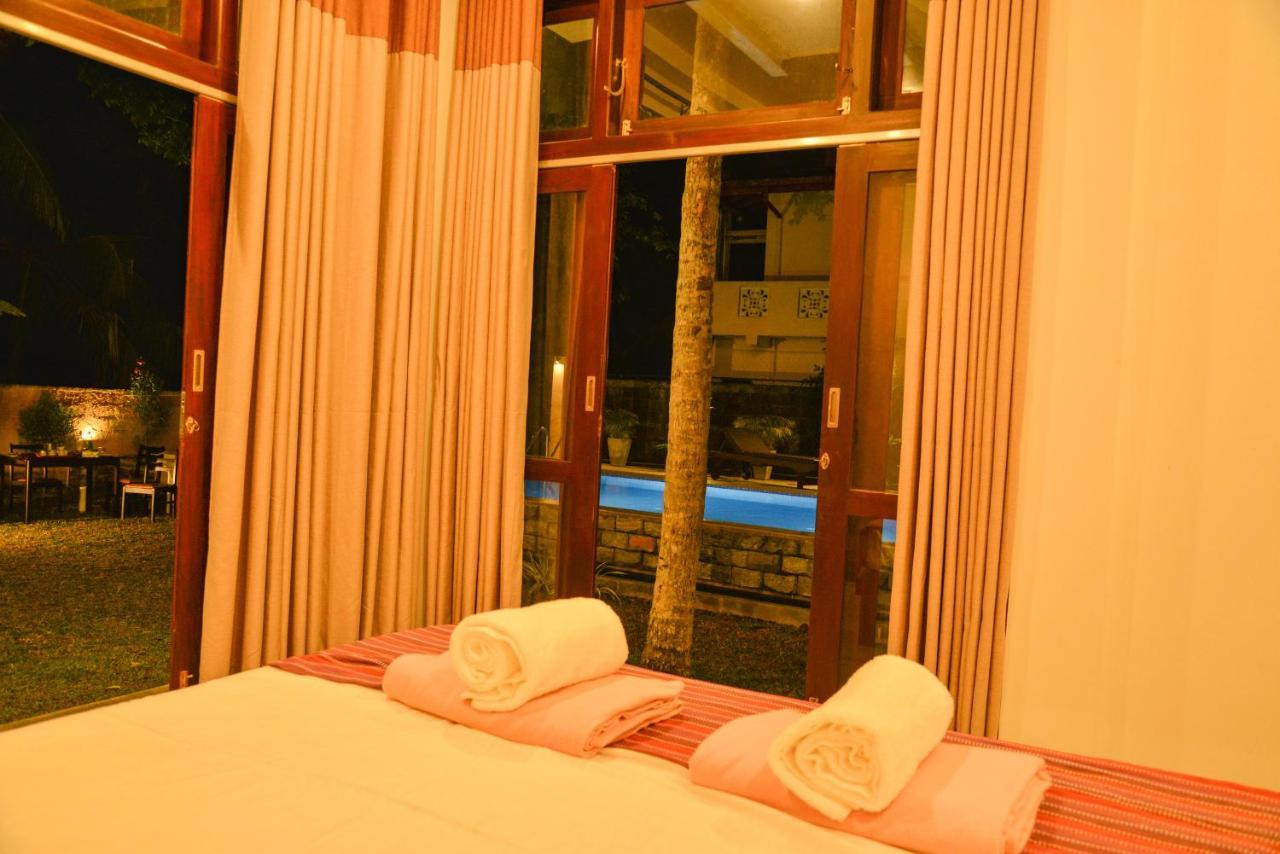 Yehen'S Villa Unawatuna Luaran gambar